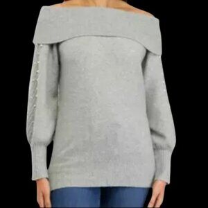 Crown & Ivy Off Shoulder Marilyn Pearl Gray Sweater Women’s Size Medium